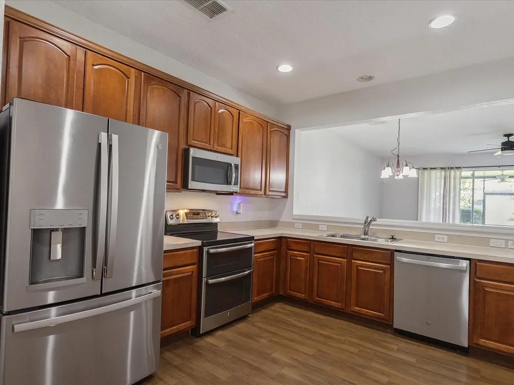 1055 Rock Harbor Avenue Orlando FL 32828