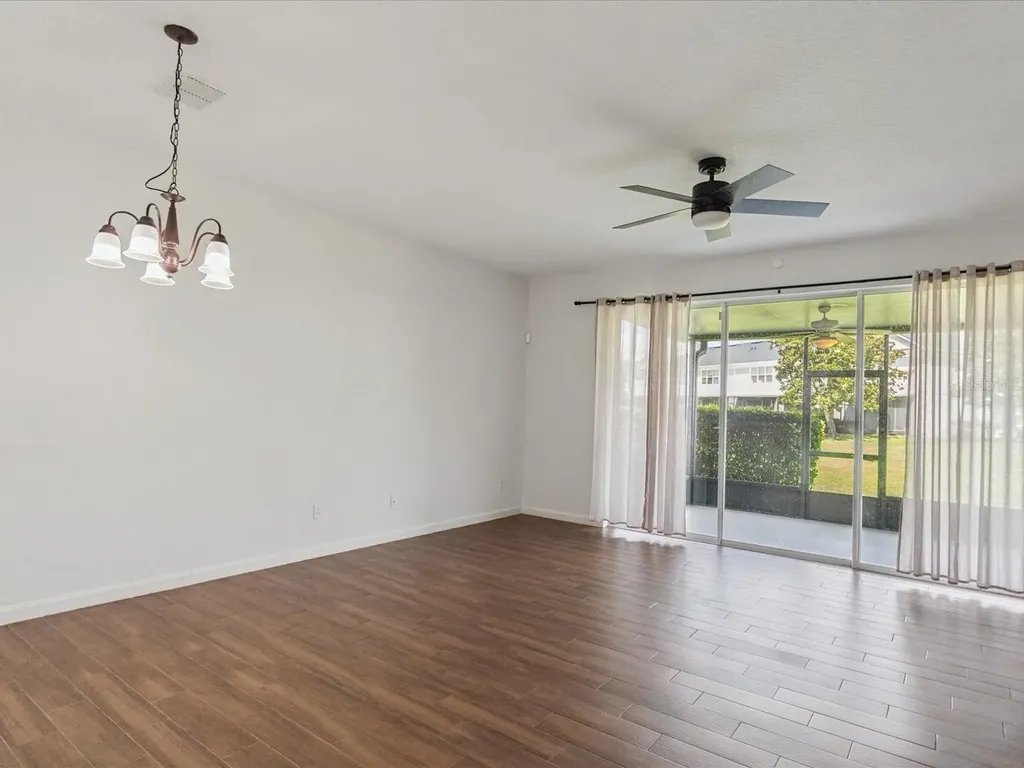 1055 Rock Harbor Avenue Orlando FL 32828