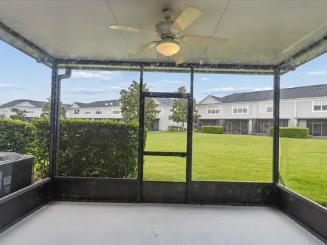 1055 Rock Harbor Avenue Orlando FL 32828
