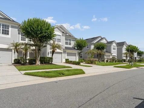 1055 Rock Harbor Avenue Orlando FL 32828