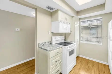 4902 38th Way S St Petersburg FL 33711