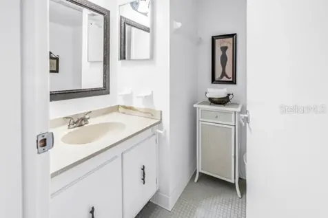 4902 38th Way S St Petersburg FL 33711