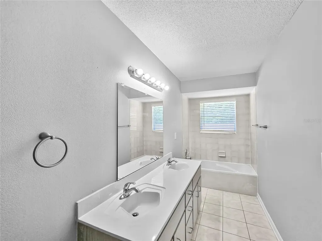 Edgewater FL 32141
