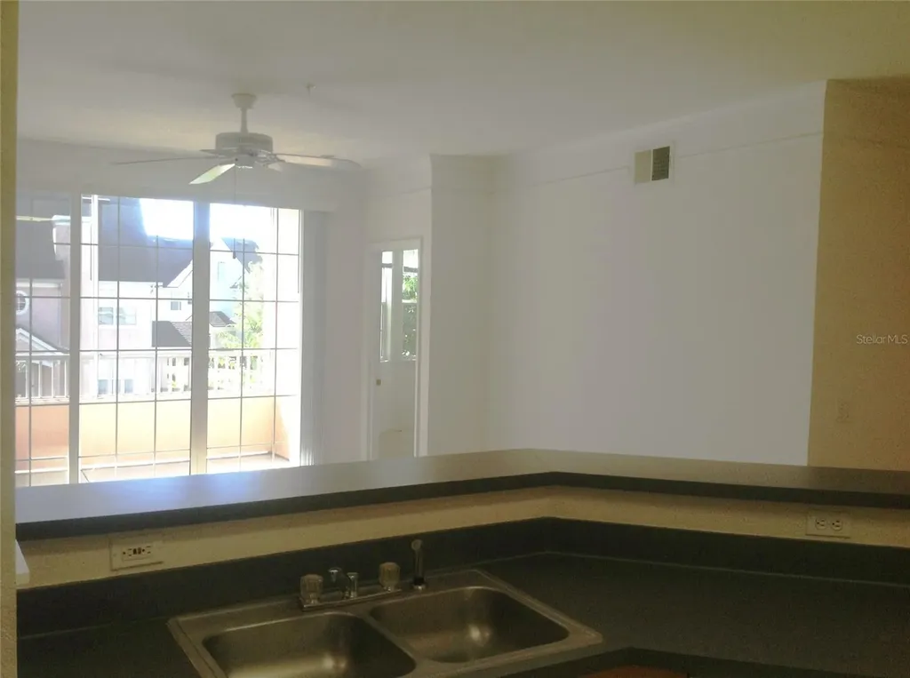 6663 Queens Borough Avenue Orlando FL 32835