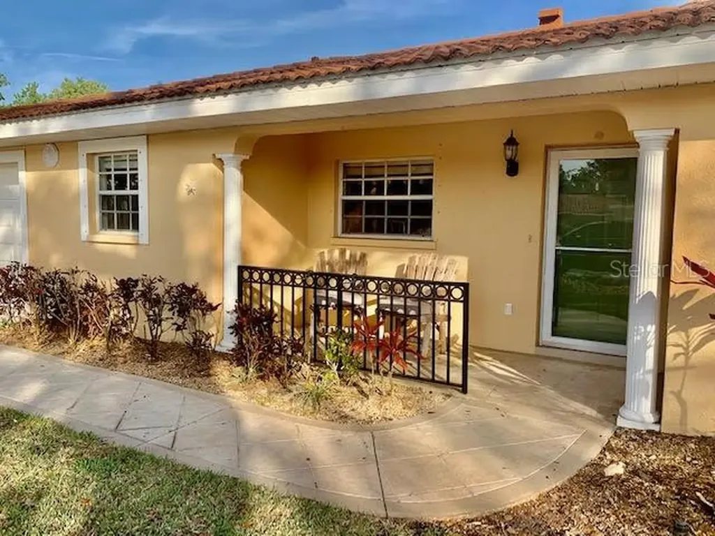 110 49th Court E Palmetto FL 34221