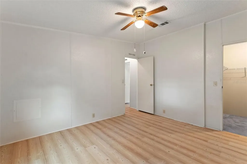 25 Crescent Ridge Road Davenport FL 33837