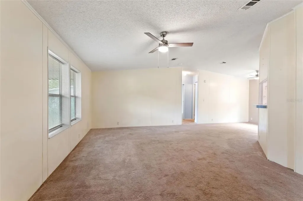 25 Crescent Ridge Road Davenport FL 33837