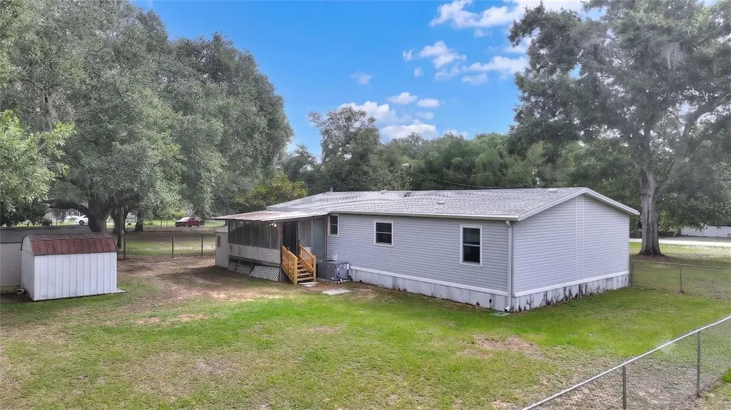 25 Crescent Ridge Road Davenport FL 33837