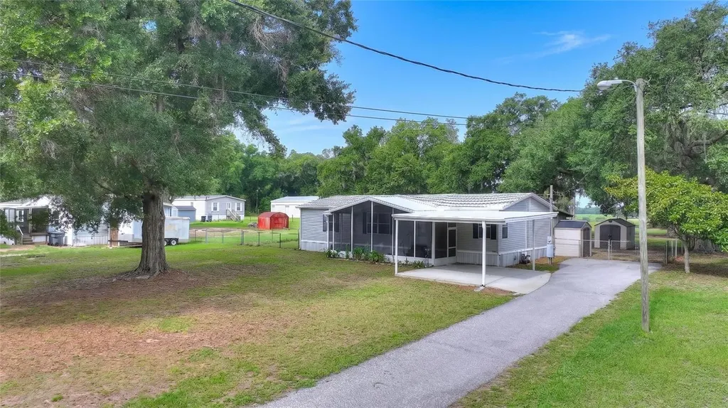 25 Crescent Ridge Road Davenport FL 33837