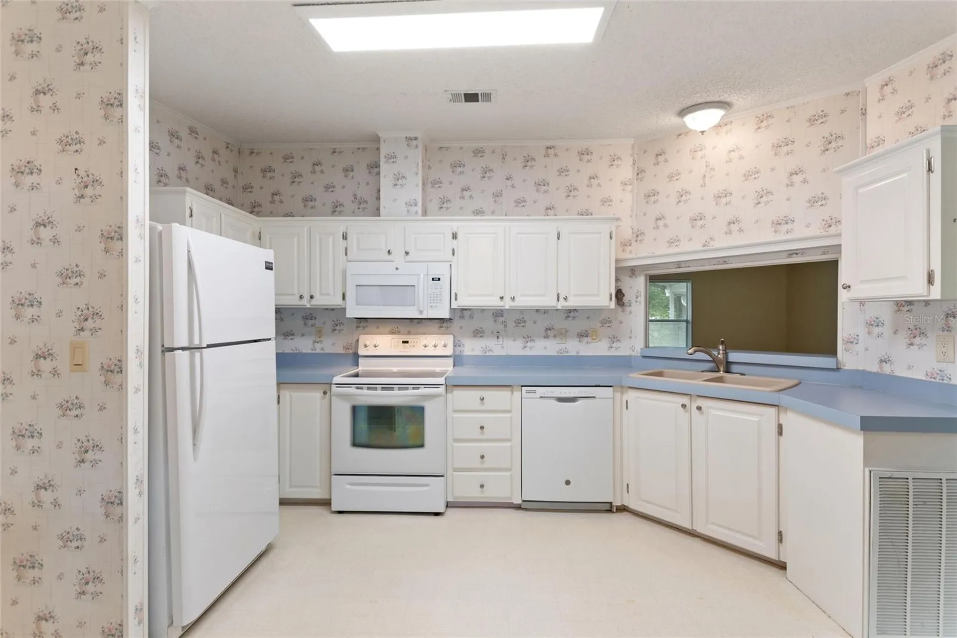 25 Crescent Ridge Road Davenport FL 33837