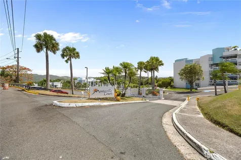 Via Pedregal Cond Montecillo Court Via Pedregal Apt #4808 Trujillo Alto PR 00976