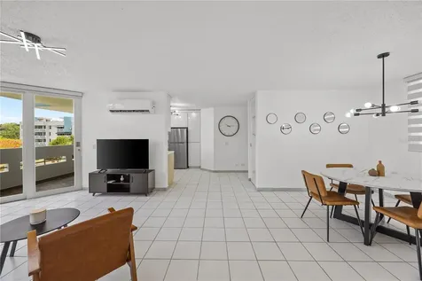 Via Pedregal Cond Montecillo Court Via Pedregal Apt #4808 Trujillo Alto PR 00976
