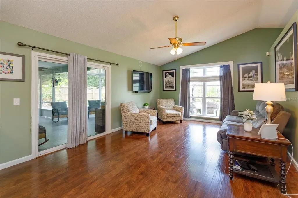 1451 Quintara Avenue Deltona FL 32738