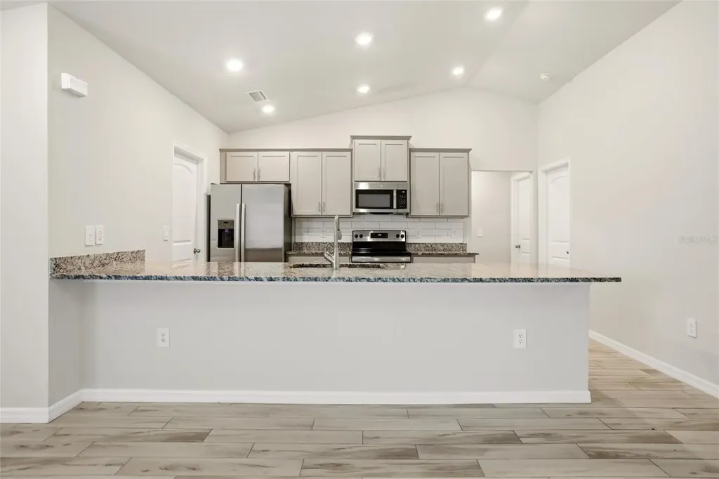 1024 NE 33rd Lane Cape Coral FL 33909