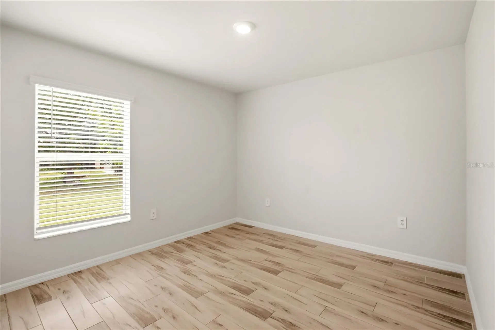 1024 NE 33rd Lane Cape Coral FL 33909