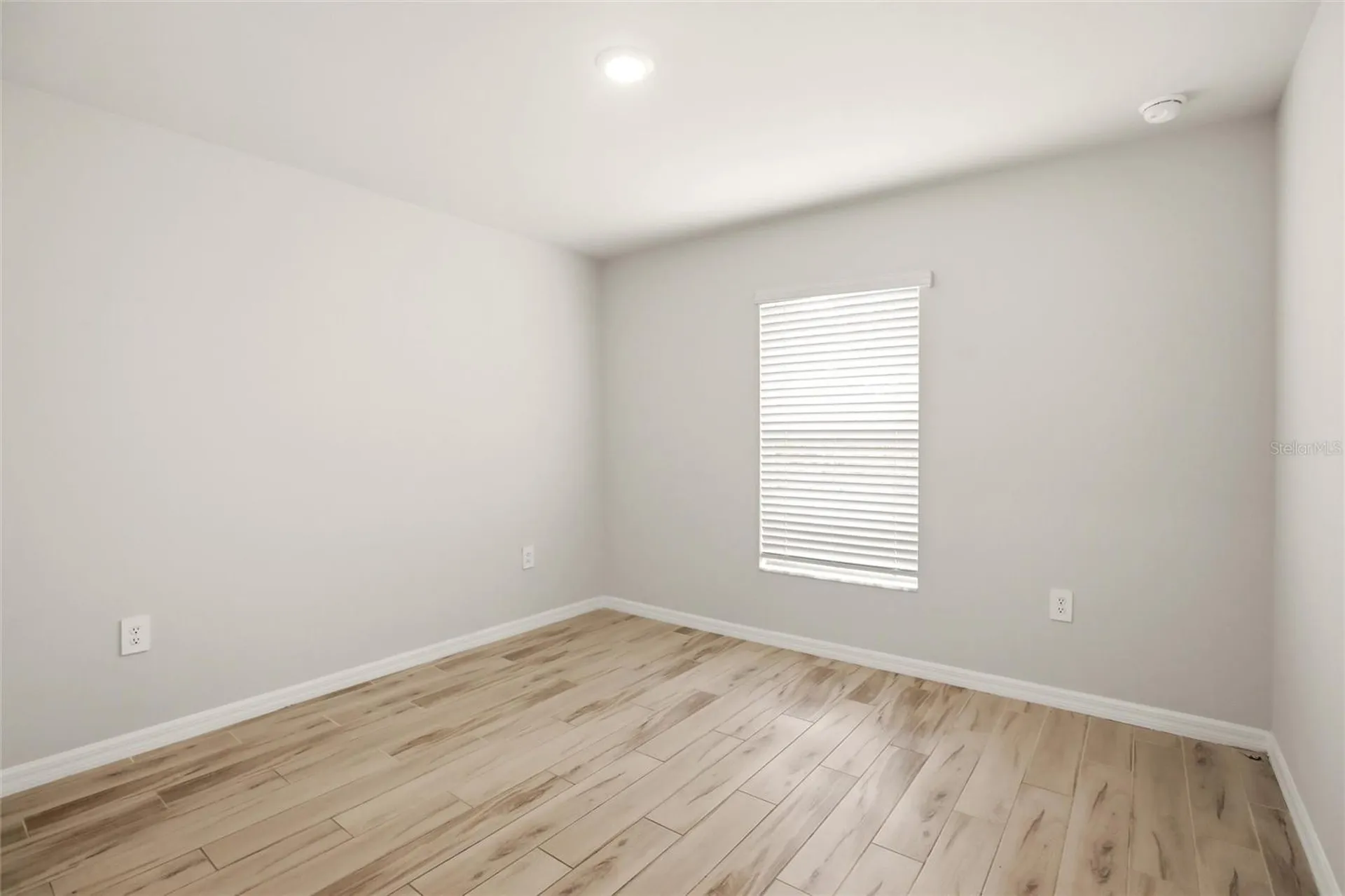 1024 NE 33rd Lane Cape Coral FL 33909