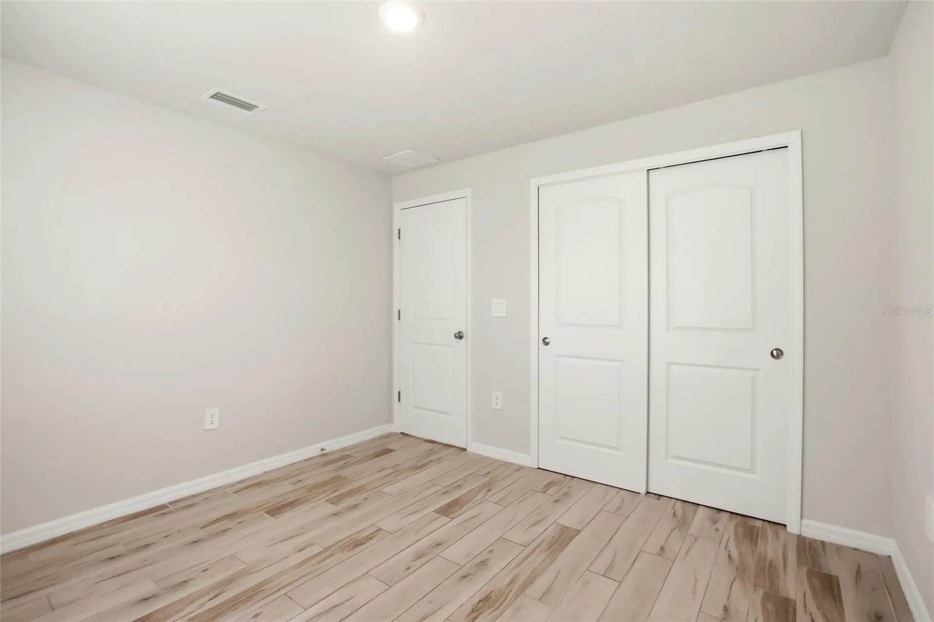 1024 NE 33rd Lane Cape Coral FL 33909