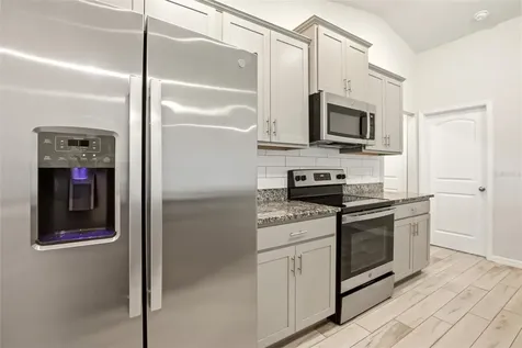 1024 NE 33rd Lane Cape Coral FL 33909