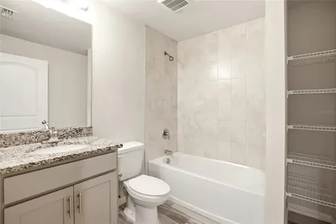 1024 NE 33rd Lane Cape Coral FL 33909