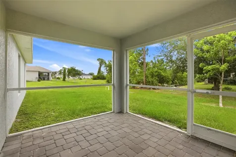 1024 NE 33rd Lane Cape Coral FL 33909