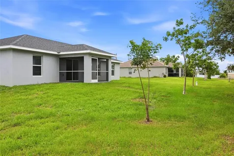1024 NE 33rd Lane Cape Coral FL 33909