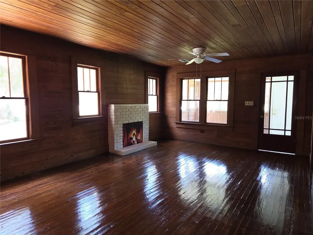 11280 NE Highway 314 Silver Springs FL 34488