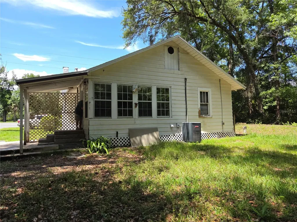 11280 NE Highway 314 Silver Springs FL 34488