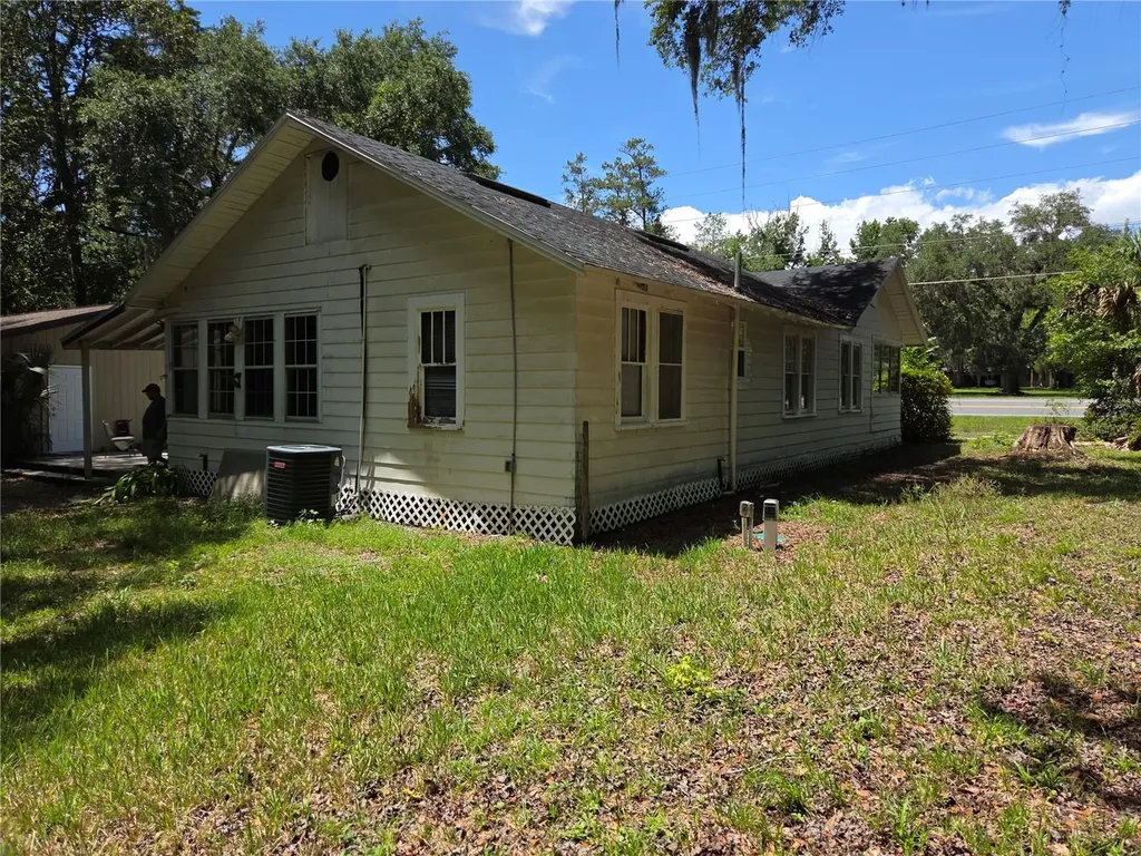 11280 NE Highway 314 Silver Springs FL 34488