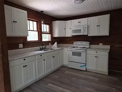 11280 NE Highway 314 Silver Springs FL 34488