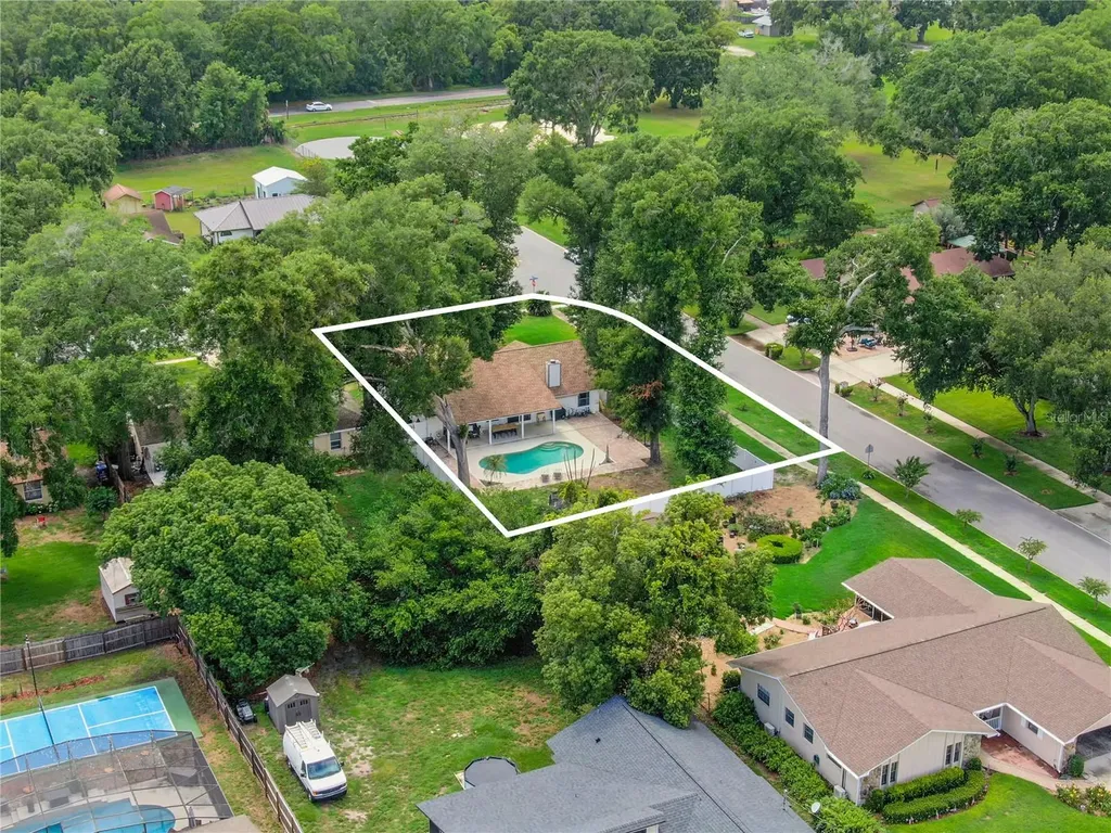 400 S Cumberland Avenue Ocoee FL 34761