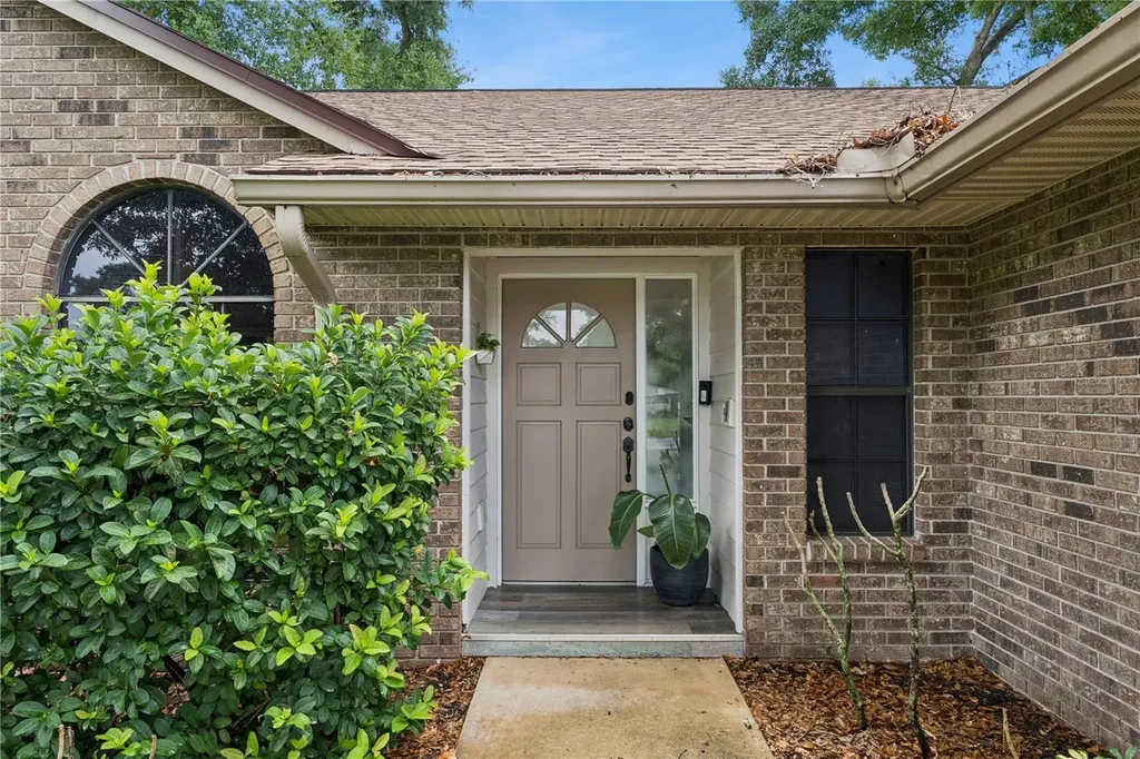 400 S Cumberland Avenue Ocoee FL 34761