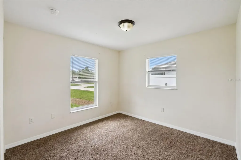 11726 Huggins Street Leesburg FL 34788