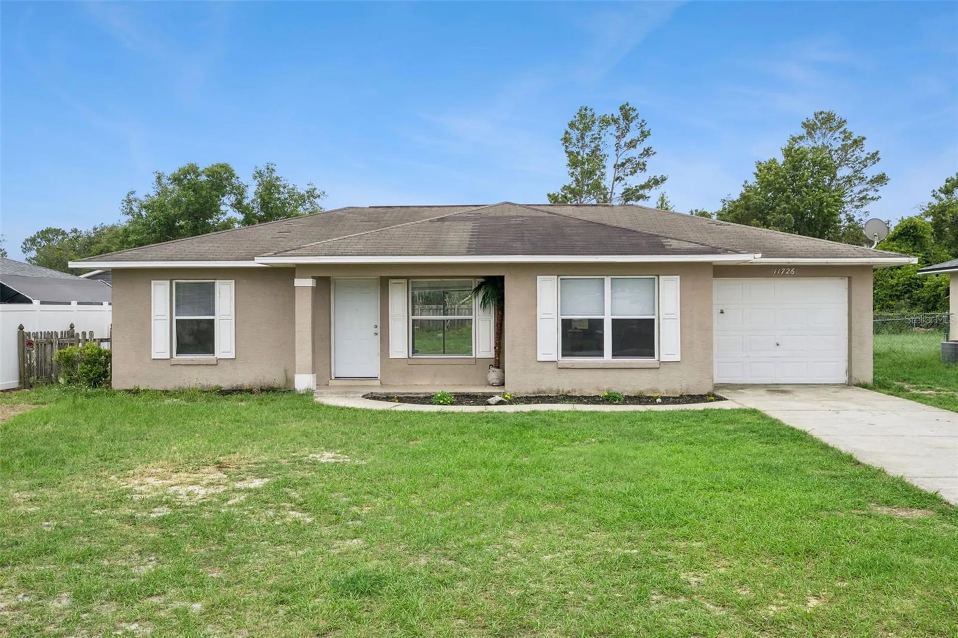 11726 Huggins Street Leesburg FL 34788