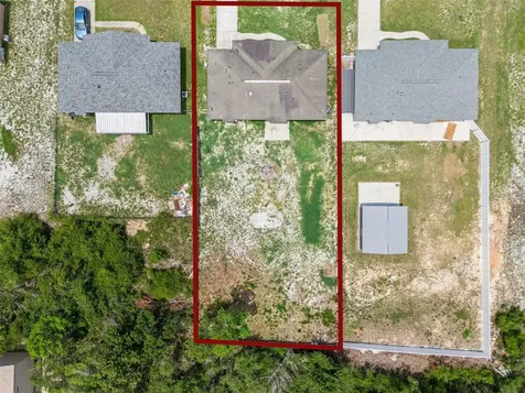 11726 Huggins Street Leesburg FL 34788