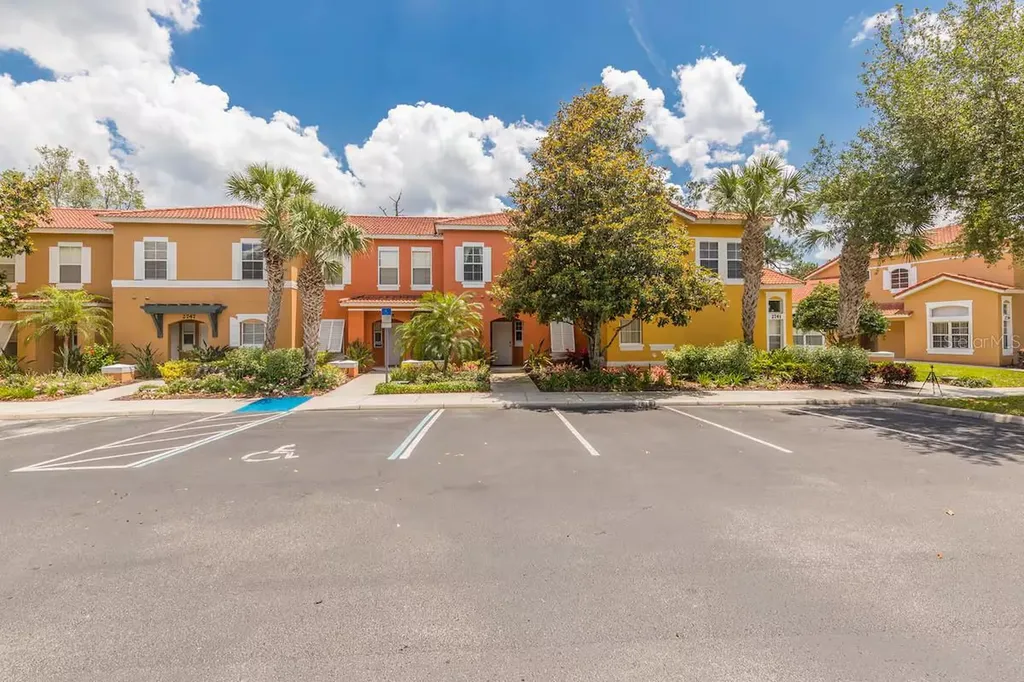 2743 Sun Key Place Kissimmee FL 34747
