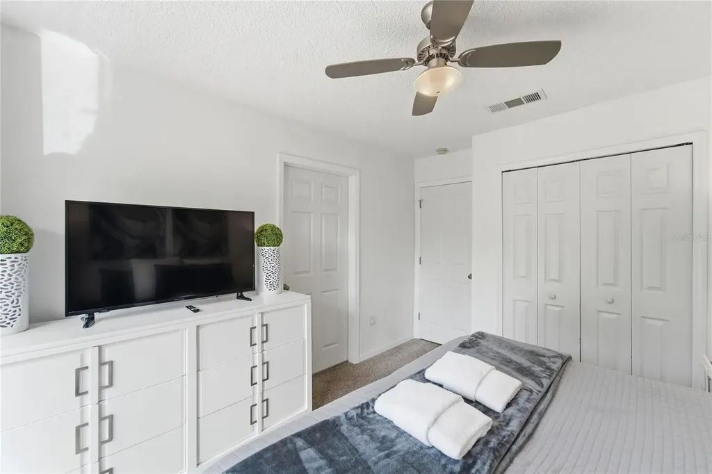 2743 Sun Key Place Kissimmee FL 34747