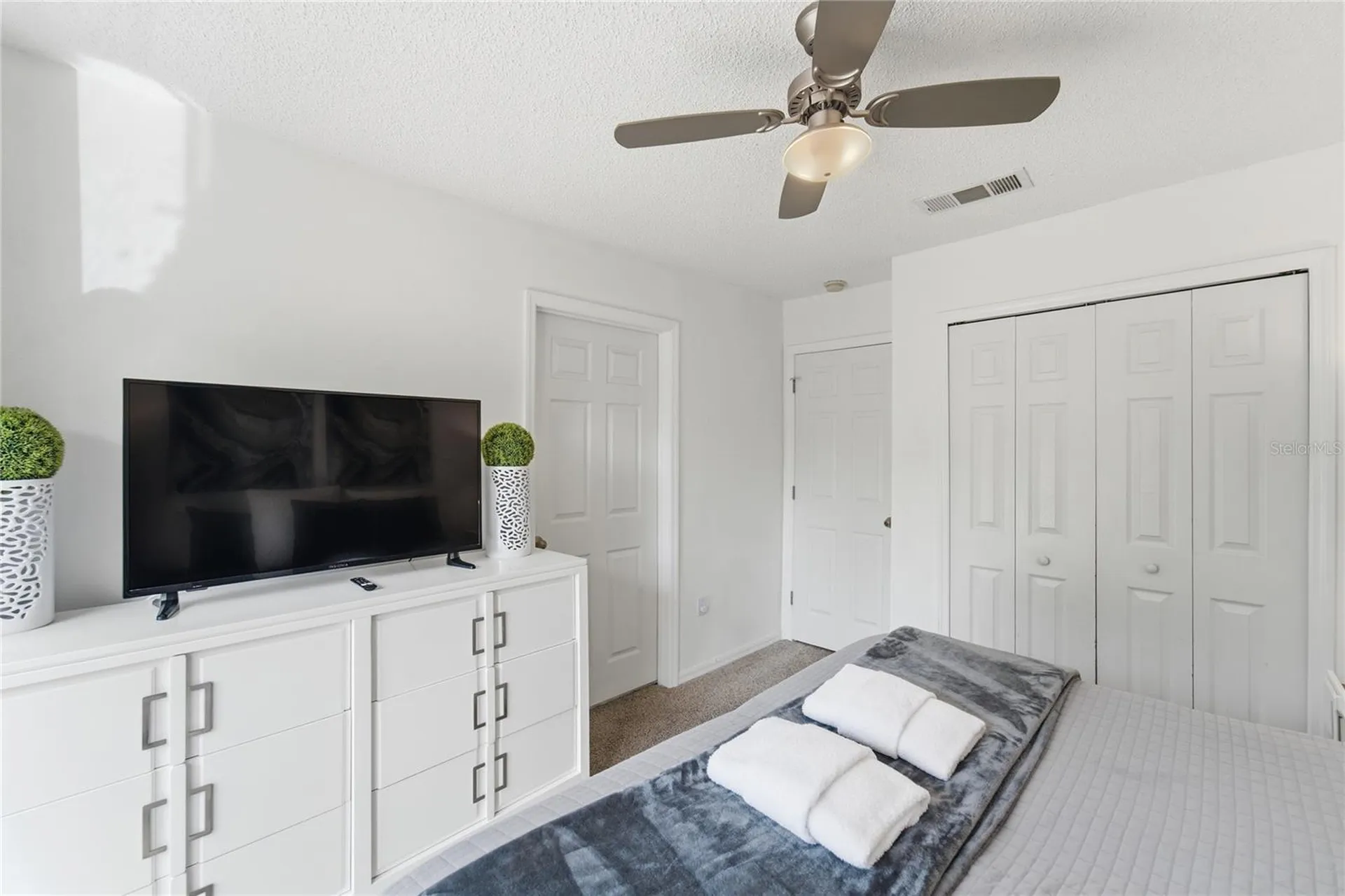 2743 Sun Key Place Kissimmee FL 34747