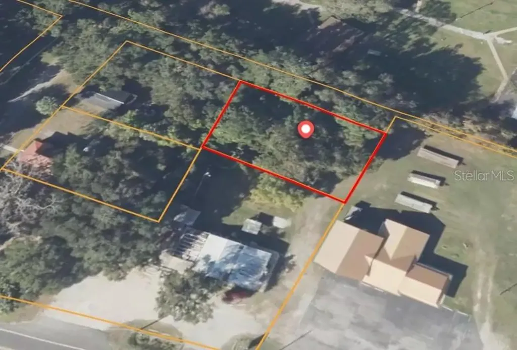 0 SE 122nd Place Ocklawaha FL 32179