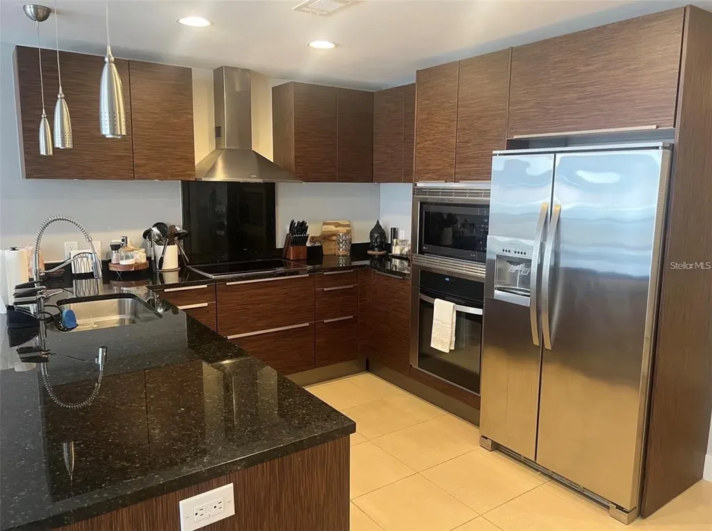 145 2nd Avenue S St Petersburg FL 33701