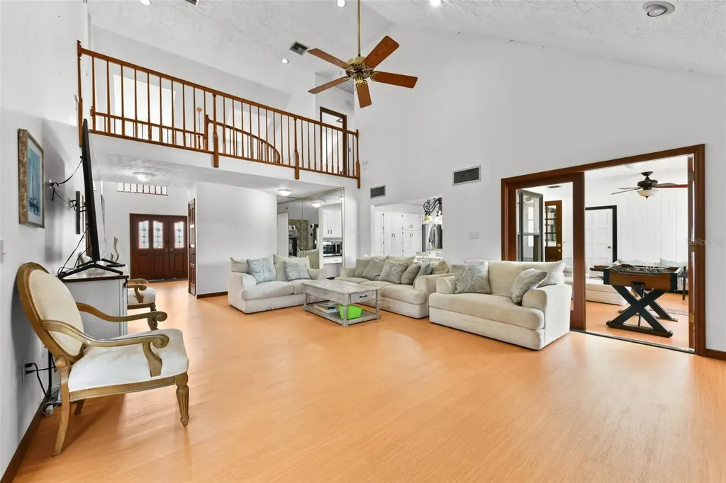 5750 Oak Hollow Lane Oviedo FL 32765