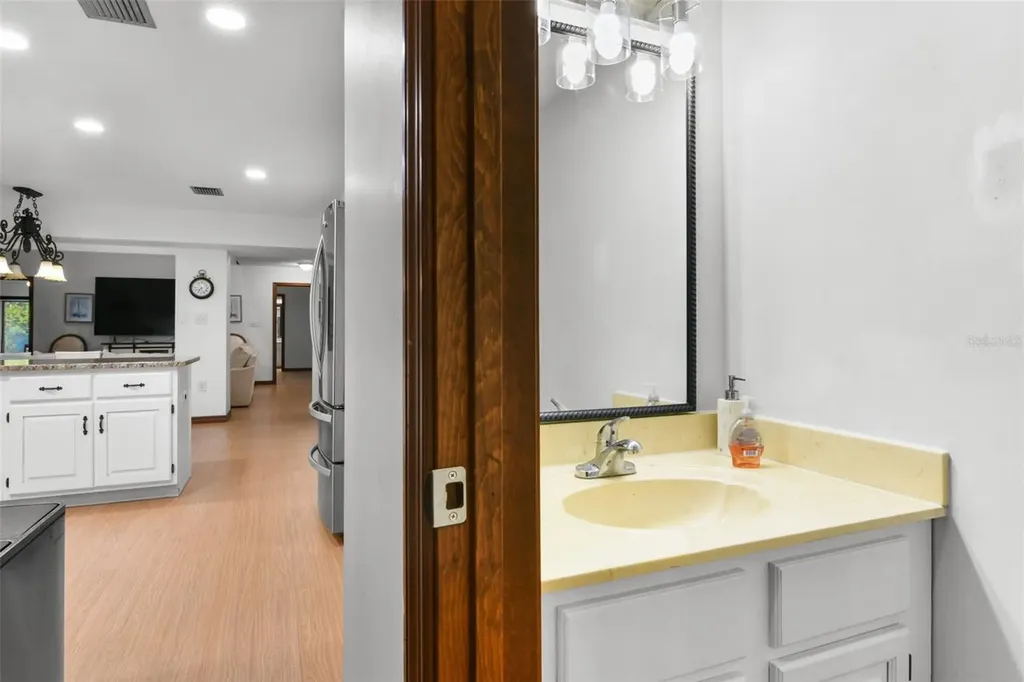 5750 Oak Hollow Lane Oviedo FL 32765