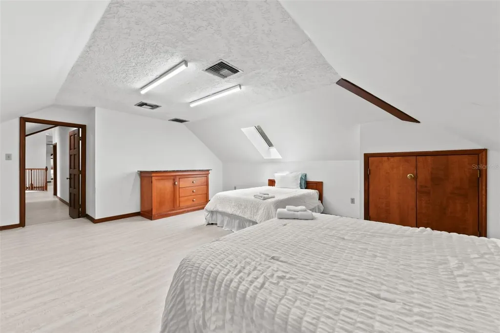 5750 Oak Hollow Lane Oviedo FL 32765