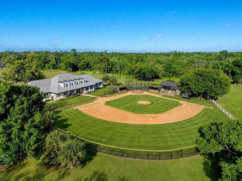 5750 Oak Hollow Lane Oviedo FL 32765