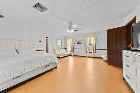 5750 Oak Hollow Lane Oviedo FL 32765