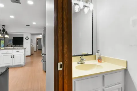 5750 Oak Hollow Lane Oviedo FL 32765