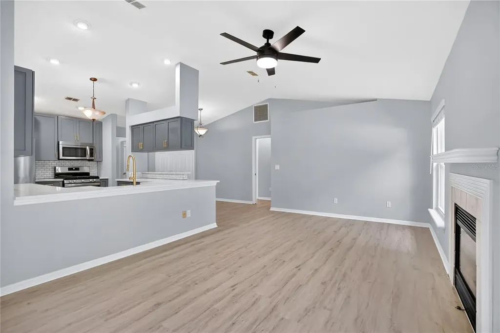 59 Hollow Pine Drive Debary FL 32713
