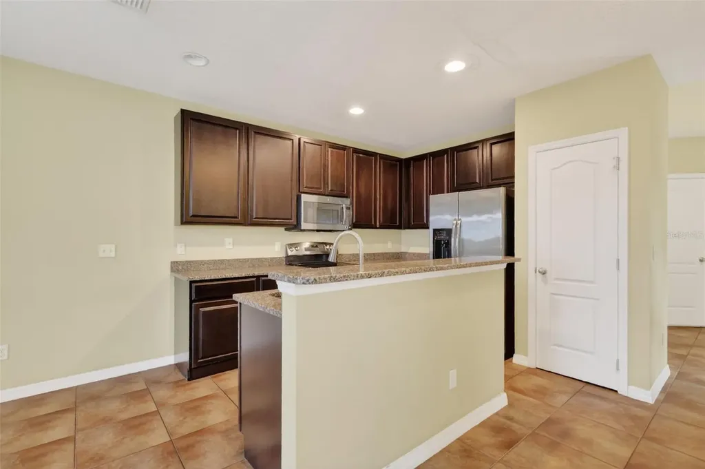 2299 Aloha Bay Court Ocoee FL 34761