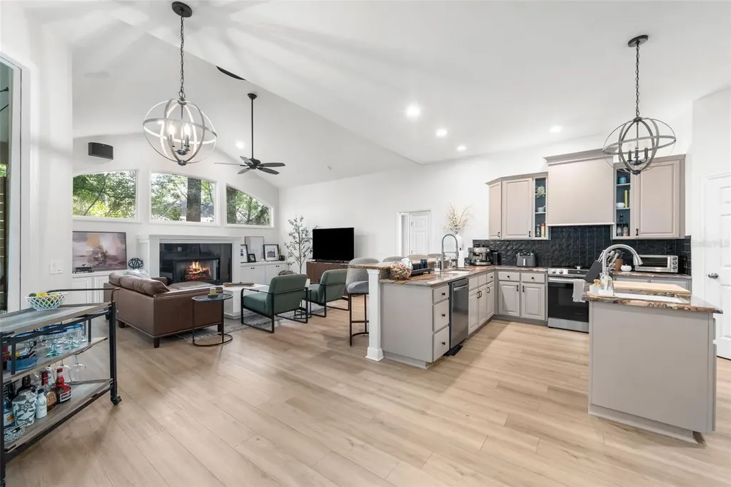 9710 SW 33rd Lane Gainesville FL 32608