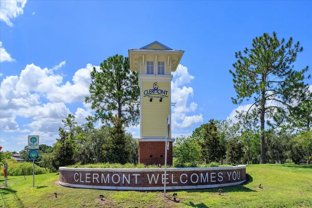 379 Division Street Clermont FL 34711