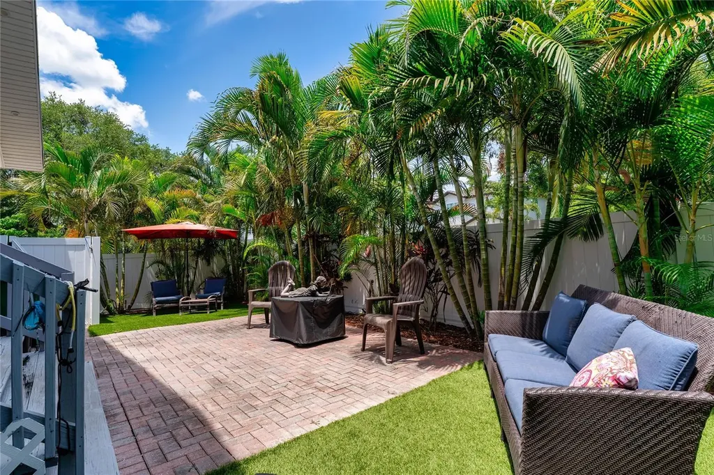 3628 S Renellie Drive Tampa FL 33629